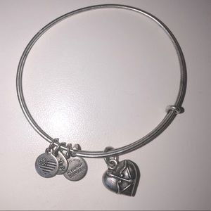 Exclusive Alex and Ani bracelet 💘 *FREEBIE